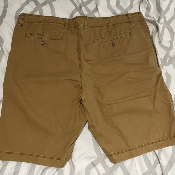 Old Navy Tan Cargo shorts - Picture 3 of 5
